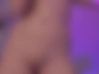 Live cam show with Bubble-gum - Small Tits on Fling VIP Chat