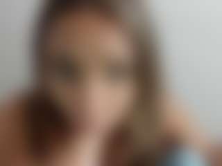 Live cam show with CarterTani - Eating Pussy on SinfulBabes