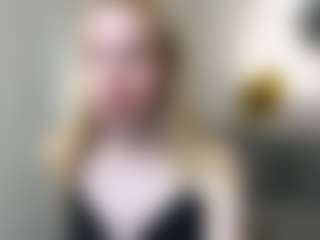Live cam show with CassieKelman - Blonde Hair College on Big Tits