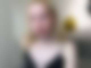 Live cam show with CassieKelman - Green Eyes on iamadamtest123.com