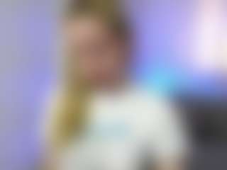 Live cam show with CassieKelman - Green Eyes on hrnylive.com