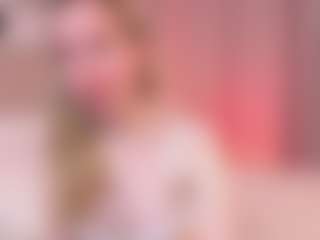 Live cam show with CassieKelman - College on Streamer API
