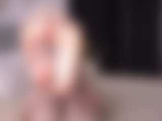 Live cam show with CassieKelman - College on Streamer API