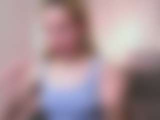 Live cam show with CassieKelman - Blonde Hair College on Camsoda