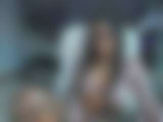 TattedVixenのライブセックスチャットショー