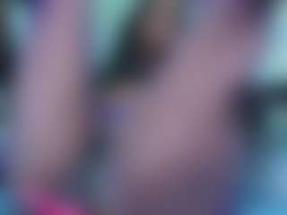 Live cam show with TattedVixen - Irish on Uber Horny