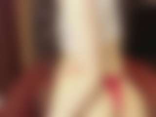 Live cam show with BettyClapton - Stockings on CamClone