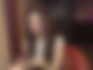 Live cam show with BettyClapton - Nipple Piercings on Strip Flash - Live Sex Shows