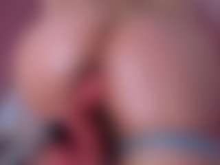 Live cam show with Scarlett-taylor07 - Average on Camsoda