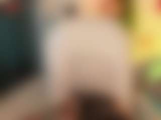 Live cam show with Victoria-becker - Petite Teen (18+) on PervPlay.com