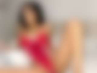 Live cam show with Cinnamon_Lips - Skinny on MyBangCams