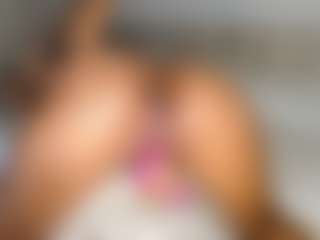 Cinnamon_Lips's Live Sex Cam Show