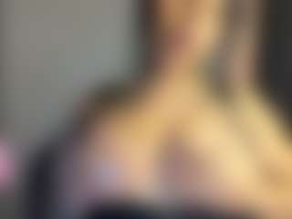 Live cam show with IVANNA - Ebony on SxyPornLive | colombia