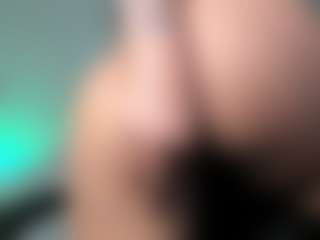 Live cam show with IVANNA - Athletic Dildo on Camming Site