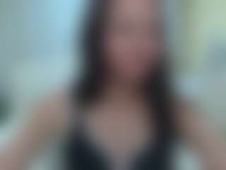 Live cam show with KaraCriegs - Living Room on Uber Horny