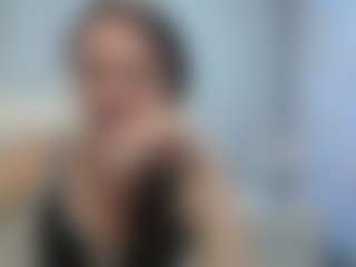 Live cam show with KaraCriegs - Genital Piercings on dropp.cam