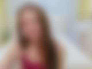 Live cam show with KaraCriegs - Living Room on LiveSexCams6