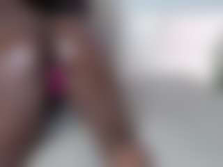 Live cam show with Leidysauts - Shaved Pussy on StripNow