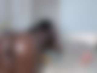 Live cam show with Leidysauts - Black Big Ass on Free Soda