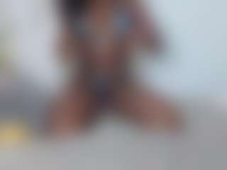 Live cam show with Leidysauts - Bedroom Ebony on luckytryst.com