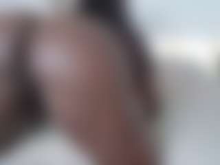 Live cam show with Leidysauts - Brown Eyes on xplaylive.com