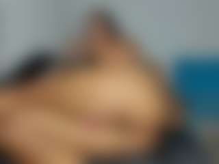 Live cam show with Maya-Graham - Ebony on Free Soda | colombia