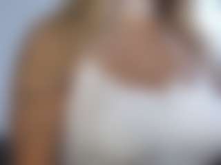 MilkyBunny's Live Sex Cam Show