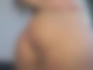 MilkyBunny's Live Sex Cam Show