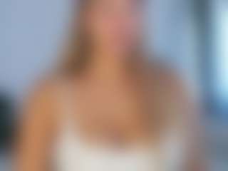 MilkyBunny's Live Sex Cam Show