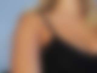 MilkyBunny's Live Sex Cam Show