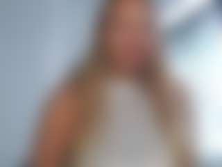 MilkyBunny's Live Sex Cam Show