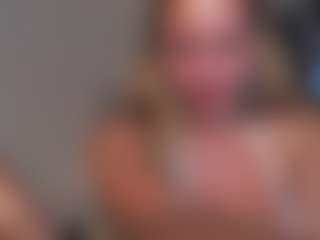 MilkyBunny's Live Sex Cam Show