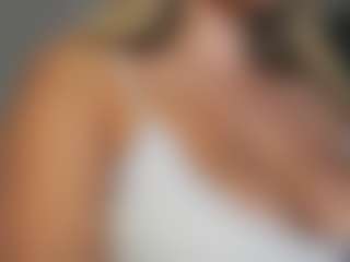 MilkyBunny's Live Sex Cam Show