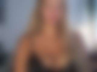 Live cam show with MilkyBunny - Strip on Camsoda