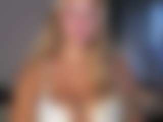 MilkyBunny's Live Sex Cam Show