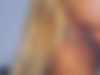 MilkyBunny's Live Sex Cam Show