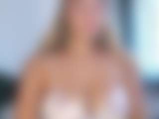 MilkyBunny's Live Sex Cam Show
