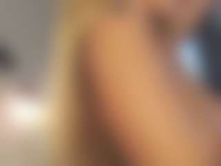 MilkyBunny's Live Sex Cam Show