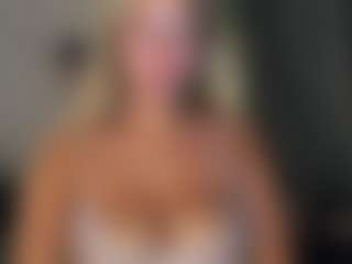 MilkyBunny's Live Sex Cam Show
