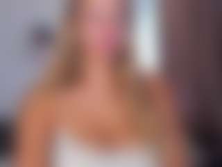 MilkyBunny's Live Sex Cam Show