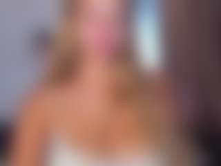 MilkyBunny's Live Sex Cam Show