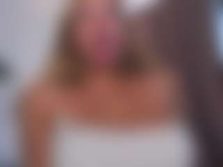 MilkyBunny's Live Sex Cam Show