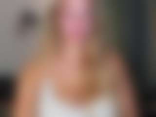 MilkyBunny's Live Sex Cam Show