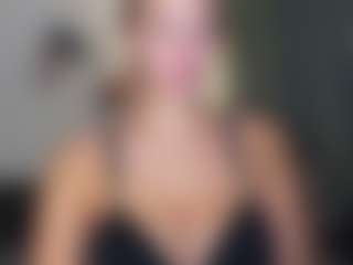 MilkyBunny's Live Sex Cam Show