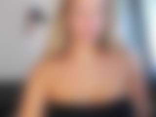 MilkyBunny's Live Sex Cam Show