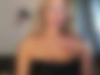 MilkyBunny's Live Sex Cam Show