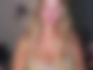 MilkyBunny's Live Sex Cam Show