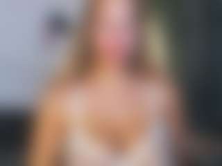 MilkyBunny's Live Sex Cam Show
