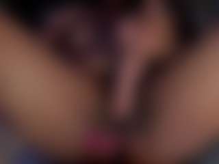Reina's Live Sex Cam Show