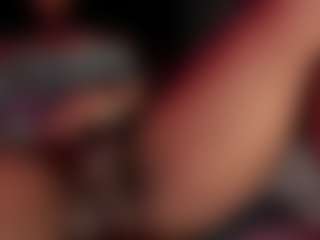 Live cam show with Reina - Ebony on crypto-cams